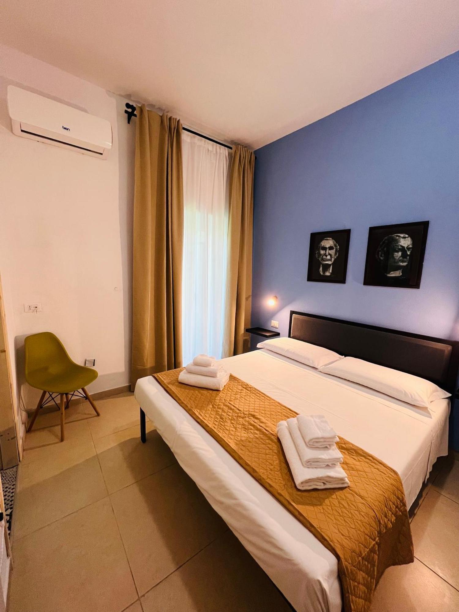 Les Chambres De Francoise Guest House Olbia Bagian luar foto